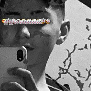 Meet your Posher, Julian